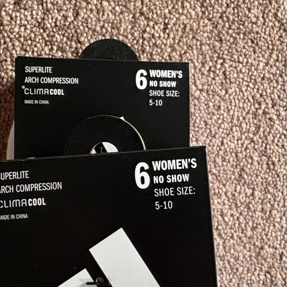 Adidas set of 12 no show women’s socks medium new